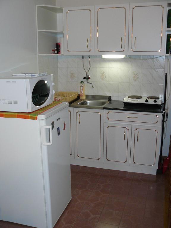 Zsuzsi Apartman Zalakaros Zimmer foto