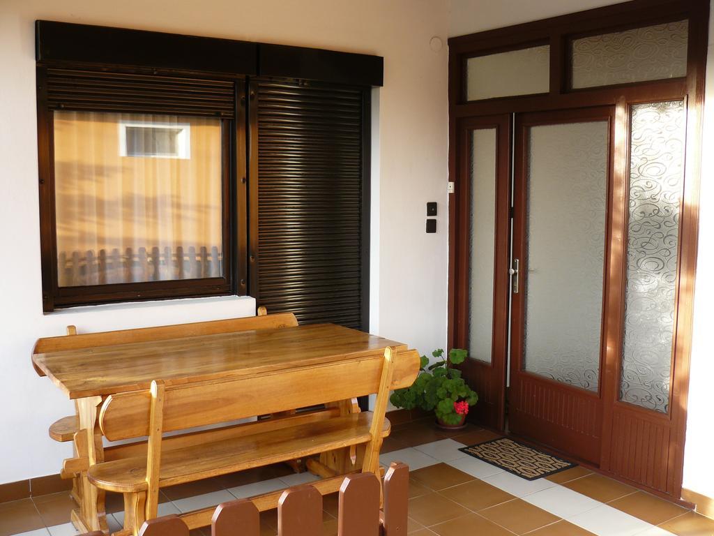 Zsuzsi Apartman Zalakaros Exterior foto